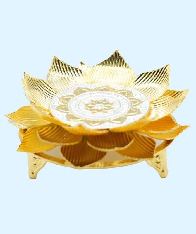 Silver lotus flower stand