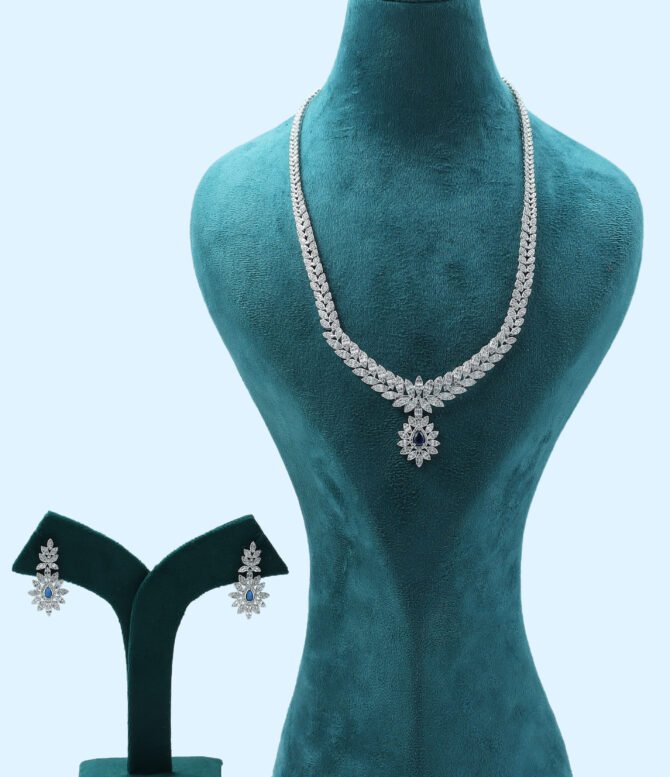 Lily's Luxe Silver Fashion Necklace Set, Fashionable Necklace, Trendy Collection, Silver Long Necklace