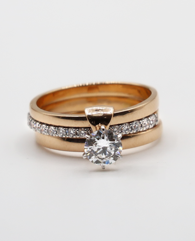 Interlock Engagement Ring