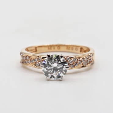 Round Brilliant Engagement Rings