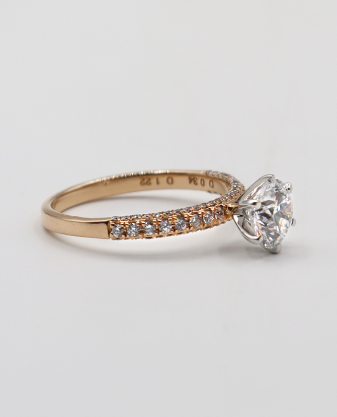 Solitaire engagement ring diamond