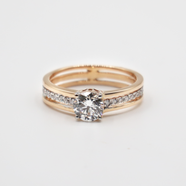 Vintage solitaire ring