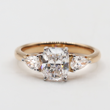 oval solitaire diamond rings